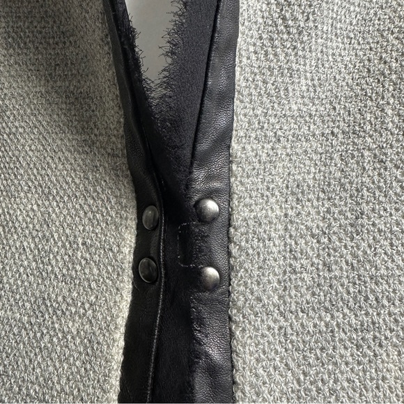VINCE Womens Blazer Size 2 Heather Gray Black Leather Sleeves Shawl Collar NWOT - Picture 16 of 16